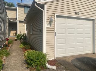 3431 Cedarview Ct, Bettendorf, IA 52722