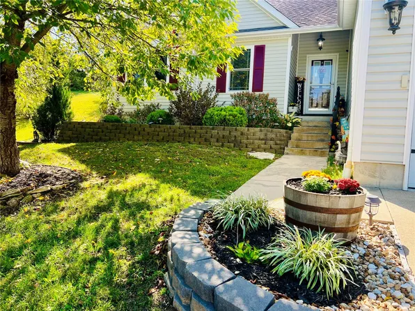204 Macarthur St, New Haven, MO 63068