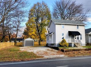 1867 Triplett Blvd, Akron, OH 44312