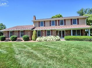 9277 Burning Tree Dr, Grand Blanc, MI 48439