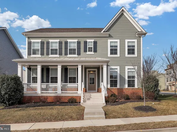 1809 Fairway Ln, Frederick, MD 21702