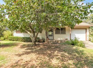 406 S 7th St, Noble, OK 73068