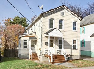 34 Broad St, Middletown, NY 10940