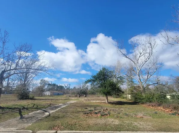 1319 Clarence St, Westlake, LA 70669