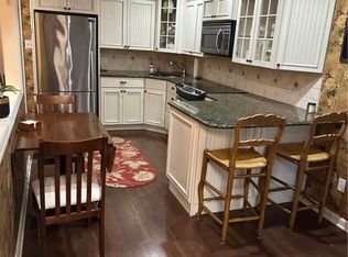 335 Old Indianhead Rd, Kings Park, NY 11754