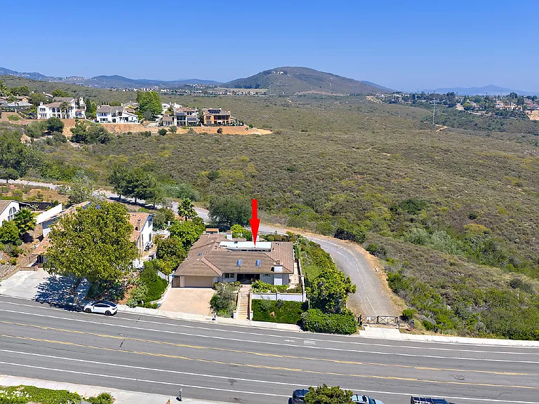 7118 El Fuerte St — Photo 46