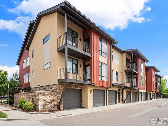 2nd image of 2751 Iowa Dr #205
