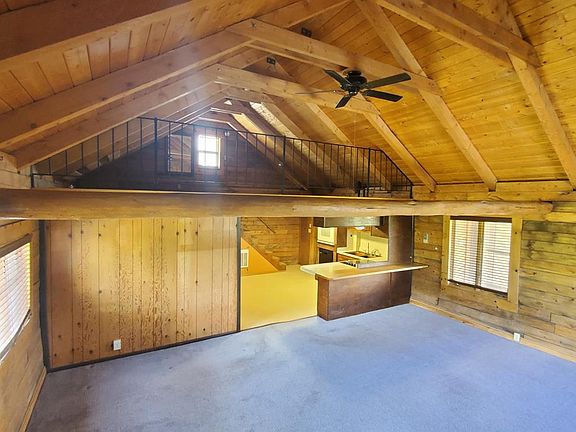 5th image of 393 High Country Rd