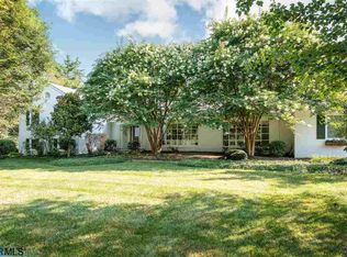 107 Cavalier Dr, Charlottesville, VA 22901