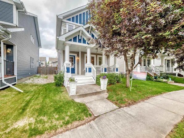 1128 74th St SW, Edmonton, AB T6X 0N7