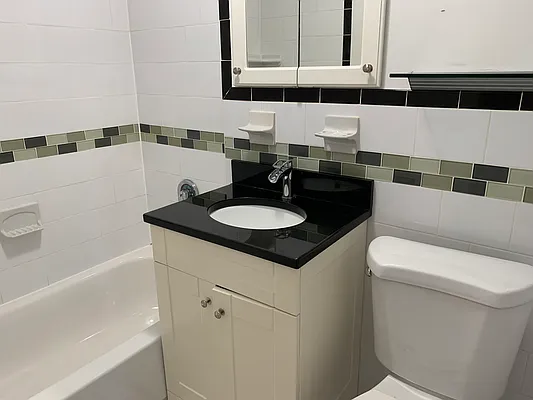 Rented by Joe Gotham LTD | media 5