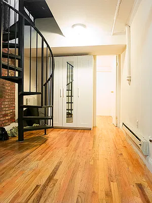 Rented by Crosstown Apartments NYC | media 13