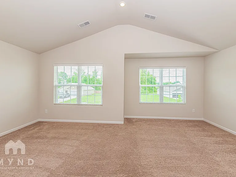 279 Royal Meadow Dr — Photo 10