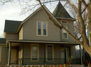 414 Washington St, Elgin, IL 60123