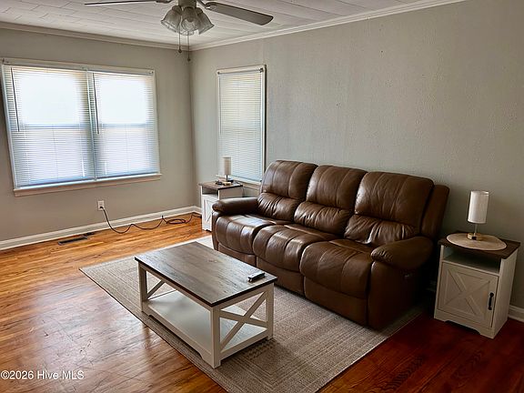 3rd image of 309 Rosalyn Rd