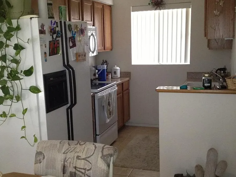 420 W Yukon Dr #1 — Photo 5