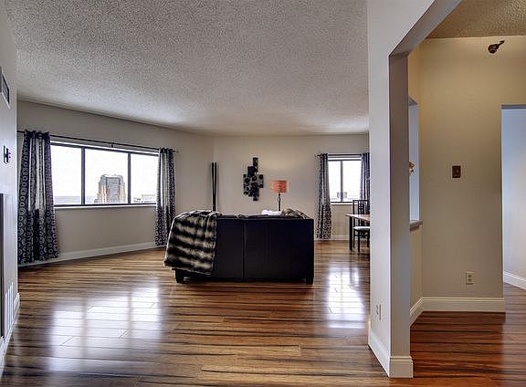 5th image of 78 10th St E Unit 3401