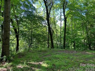 Valley Dr, Lenoir, NC 28645