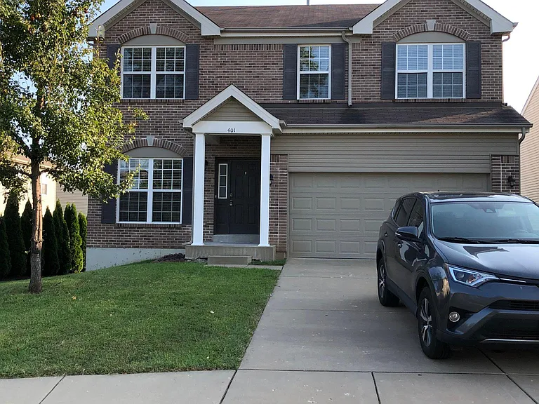 401 Pallardy Ln — Photo 1