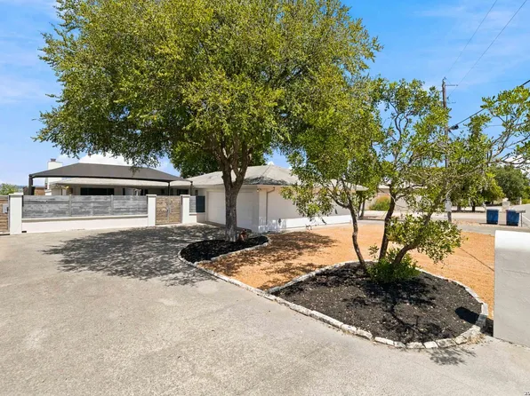 2988 COLLEEN DR, Canyon Lake, TX 78133