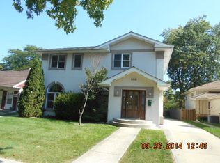 809 Florence Dr, Park Ridge, IL 60068