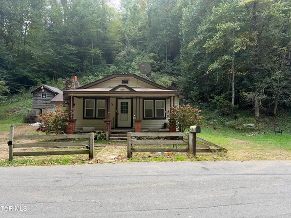 232 Bear Branch Rd, Roan Mountain, TN 37687