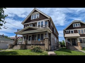 4618 W Beloit Rd, Milwaukee, WI