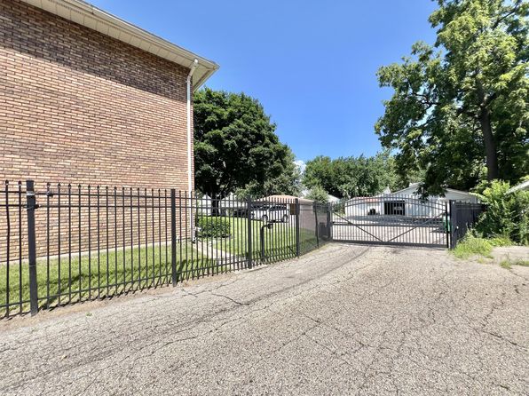 915 W Grand Ave #7
