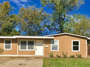 705 Glenfield Dr, Garland, TX 75040