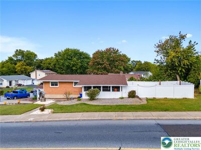 137 E Harrison St, Emmaus, PA, 18049