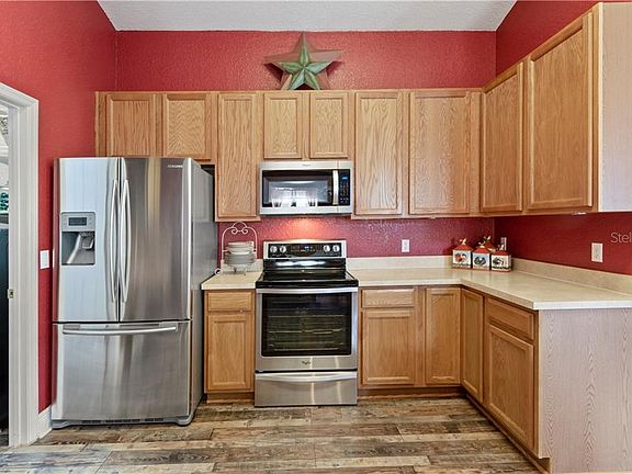 3rd image of 1466 Merion Dr