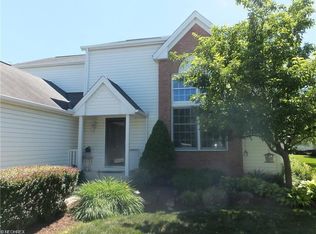 12378 Mulberry Cir, Strongsville, OH 44136