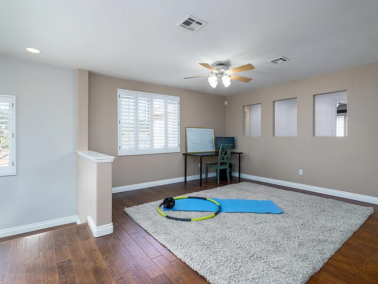 1668 Paseo Maravilla — Photo 20