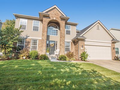 3052 Stillriver Dr, Howell, MI, 48843
