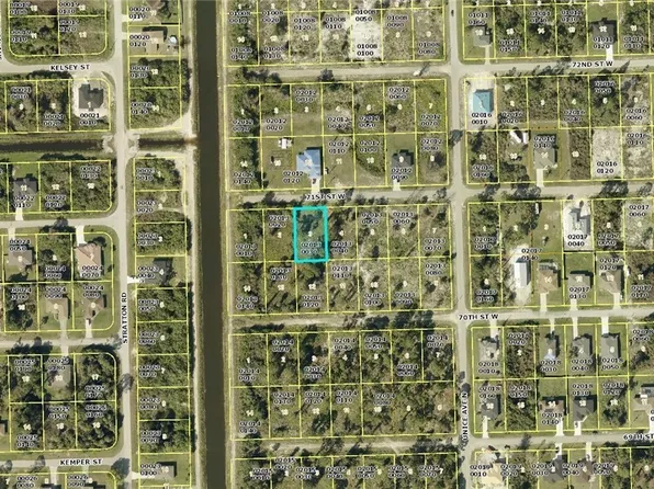 3609 71st St W, Lehigh Acres, FL 33971
