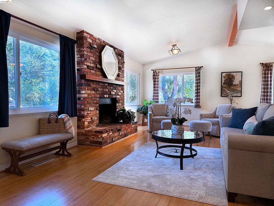 1st image of 249 Mar Vista Dr