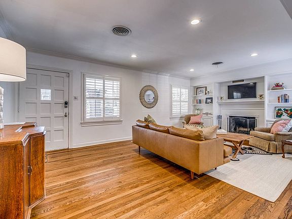 5th image of 317 Arcadia Pl