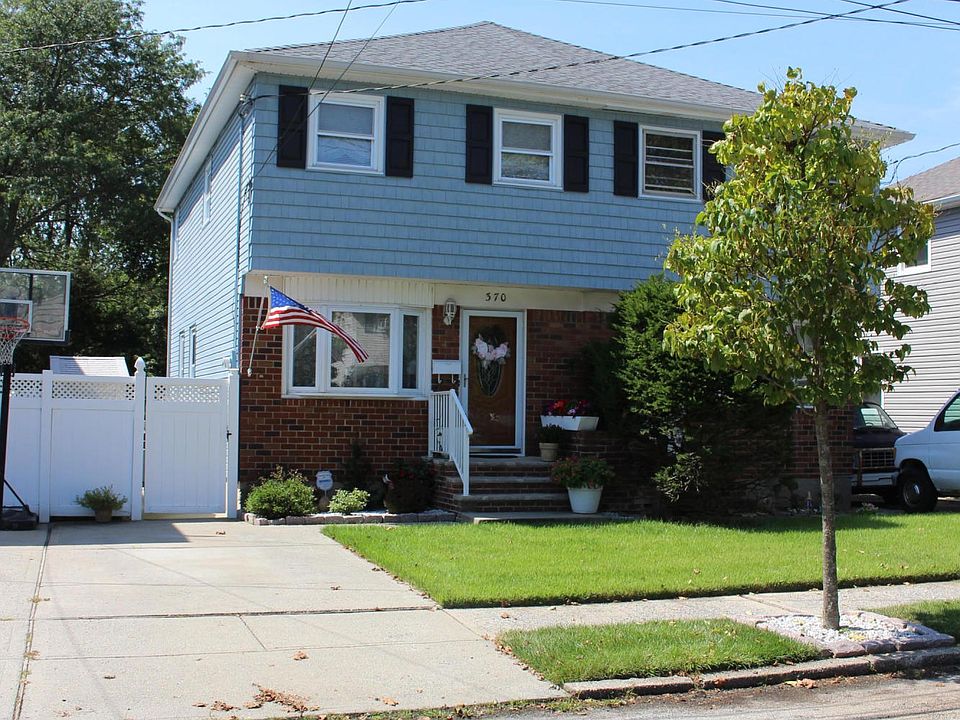 1st image of 370 Chesterton Ave