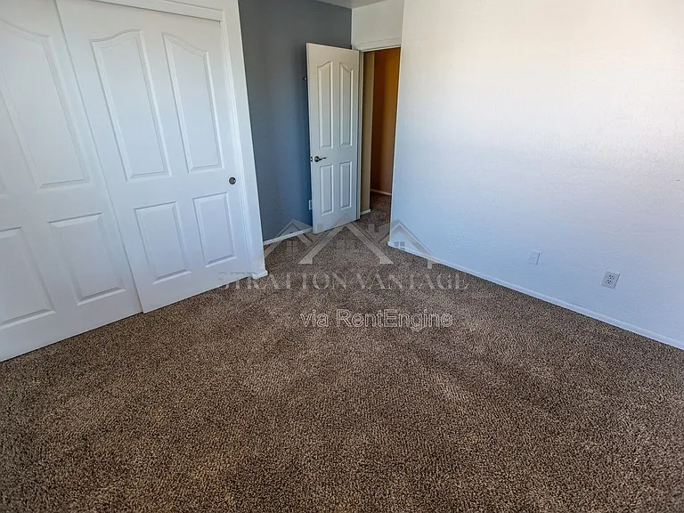 4323 E Ivanhoe St — Photo 31