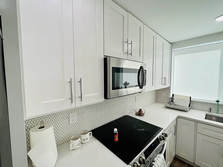 1931 E Huntingdon St #1 — Photo 38