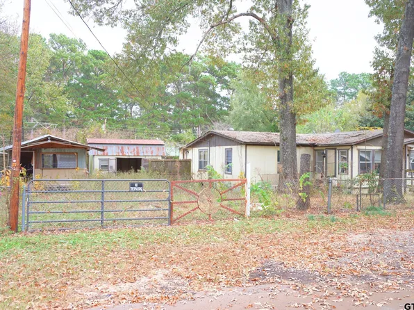 4787 Oak Gate Dr, Chandler, TX 75758