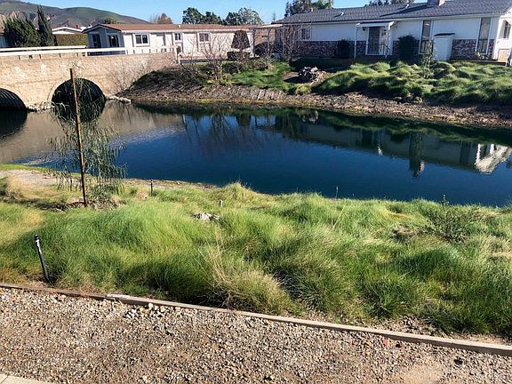 4th image of 142 Poinsettia Gardens Dr