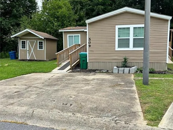 509 Emory Ln, Loganville, GA 30052