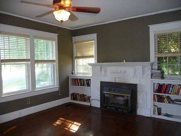 2nd image of 206 High St NW