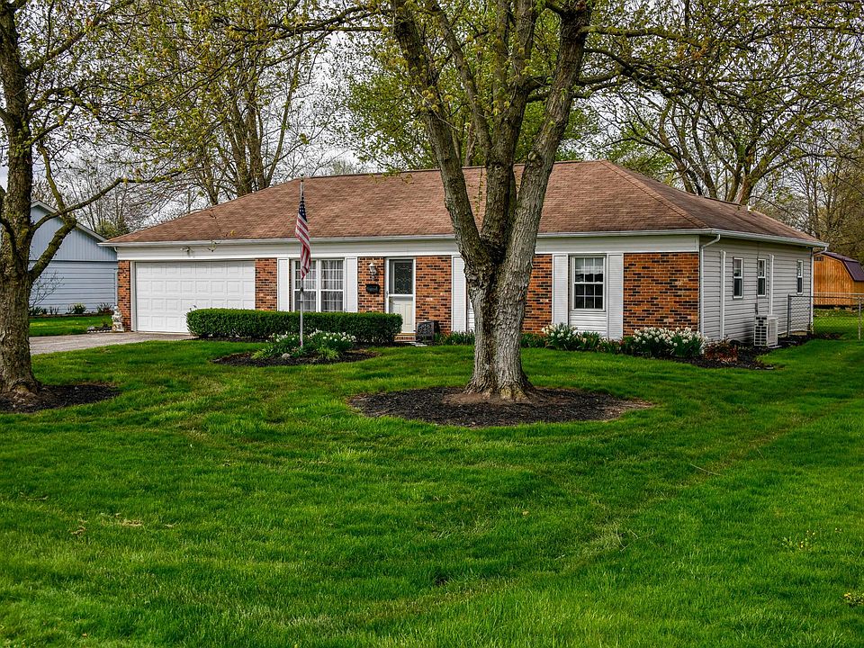 1st image of 15717 Meadowbrook Dr