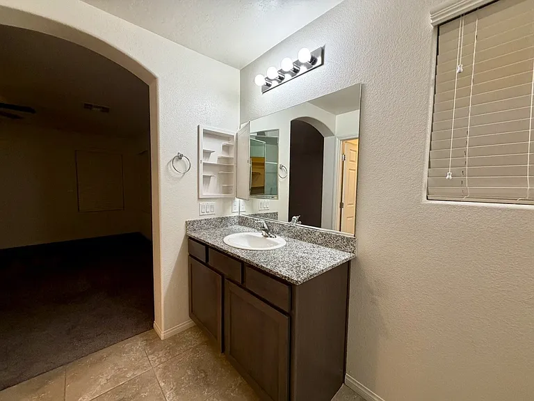 5844 Middle Rock St — Photo 23