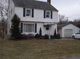 10 Francis St, Grove City, PA 16127