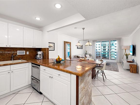 5th image of 2301 Collins Ave APT 1418