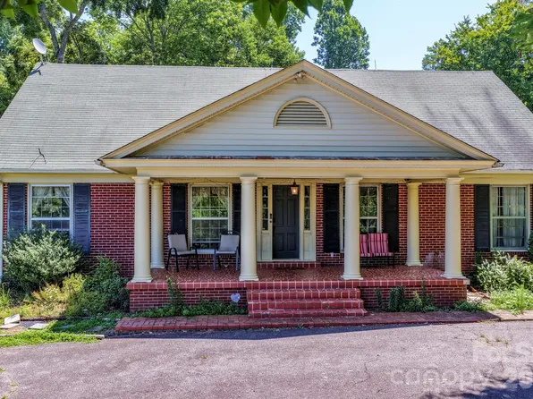 571 Piedmont Rd, Rutherfordton, NC 28139