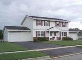 N162W19372 Oakland Dr #N162W19374, Jackson, WI 53037